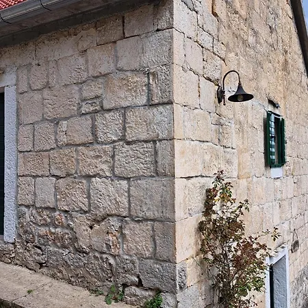 Apartment Rural Podastrana Sinj